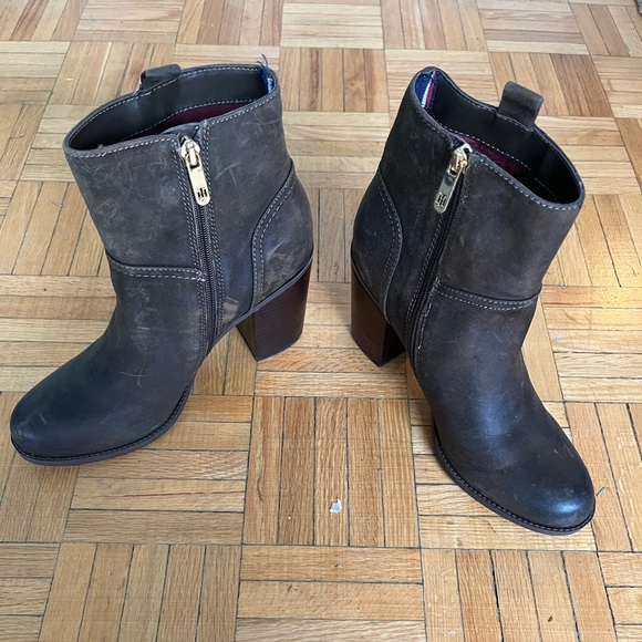 Boots! - Picture 3 of 5